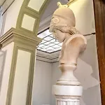 阿尔特弥斯旅馆
