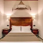 阿尔特弥斯旅馆 招待所 4*