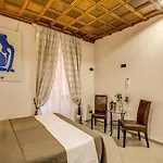 阿尔特弥斯旅馆 4*