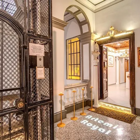 Artemis 3* Rome